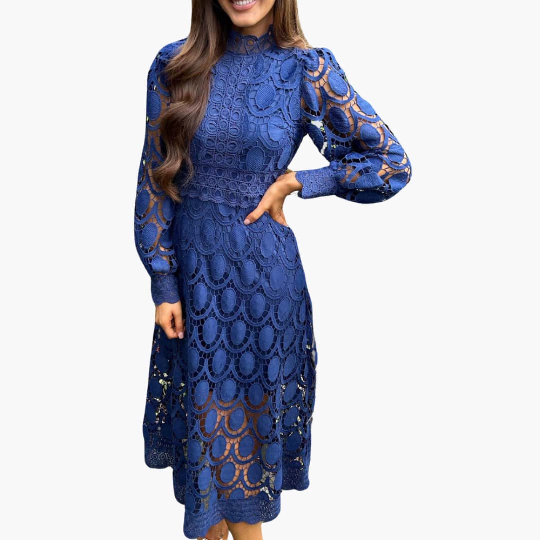 Kleid mit Spitze und hoher Taille